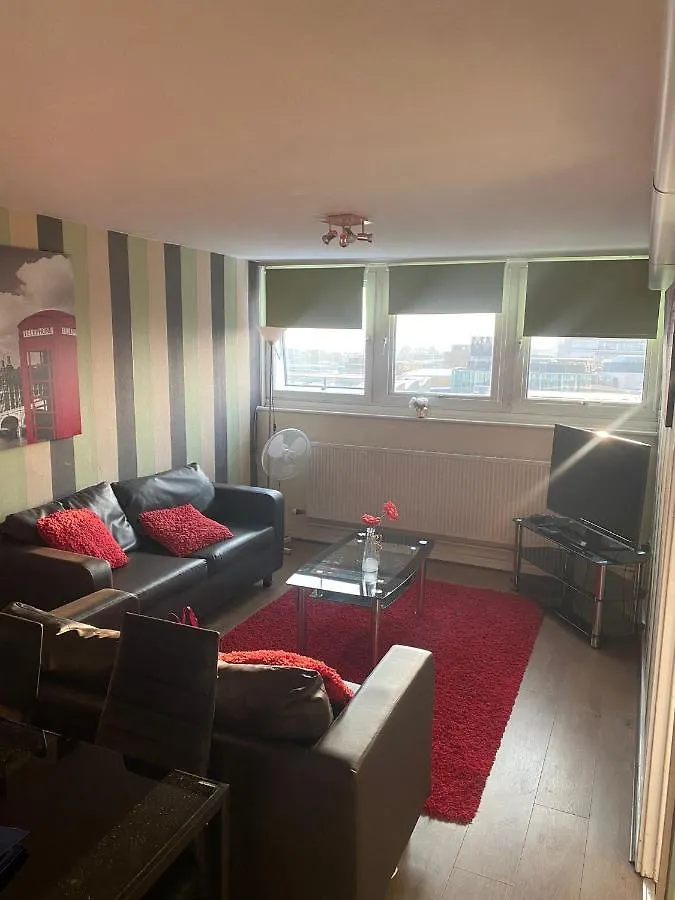 Snooze Central: Victoria Centre Apartments with Home Cooking Nottingham