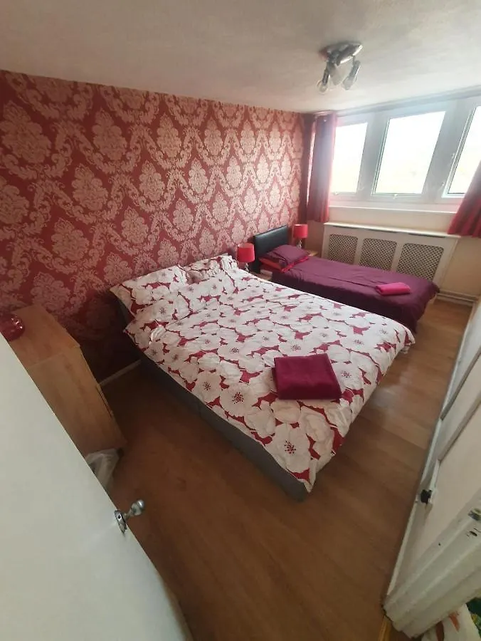 Snooze Central: Victoria Centre Apartments with Home Cooking Nottingham 0*,