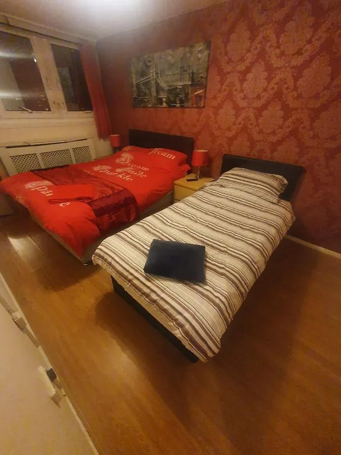 Snooze Central: Victoria Centre Apartments with Home Cooking Nottingham United Kingdom