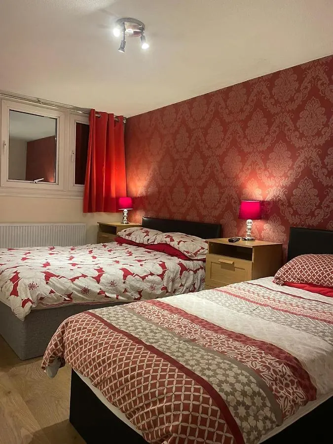 Snooze Central: Victoria Centre Apartments with Home Cooking Nottingham