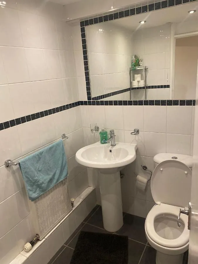 Snooze Central: Victoria Centre Apartments with Home Cooking Nottingham